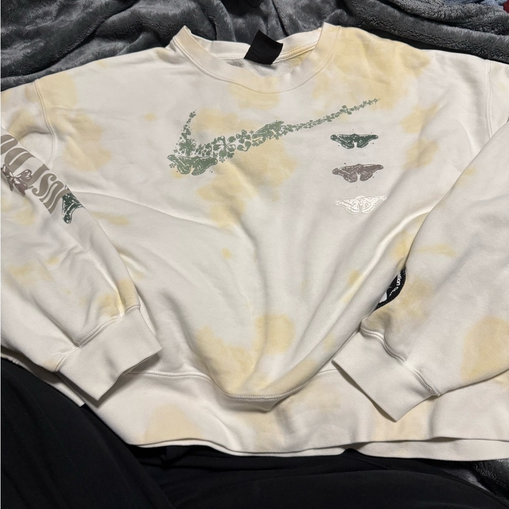 Nike Butterfly Sweater